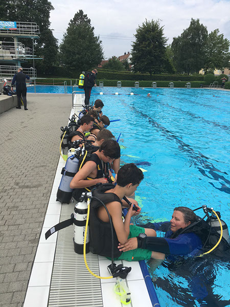 %_tempFileNameIMG_2459%