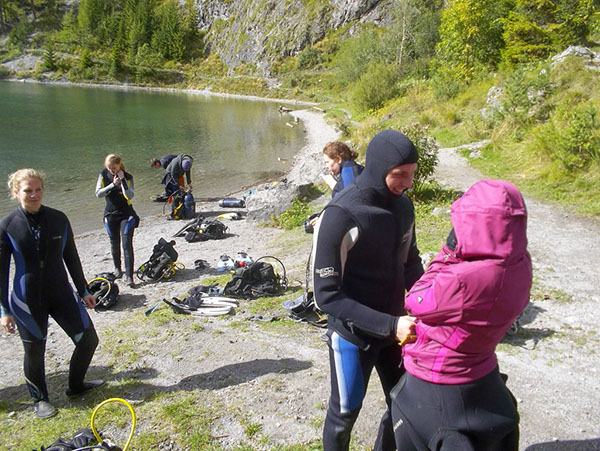 %_tempFileName100_0644%