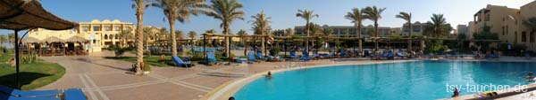 Poollandschaft_Panorama